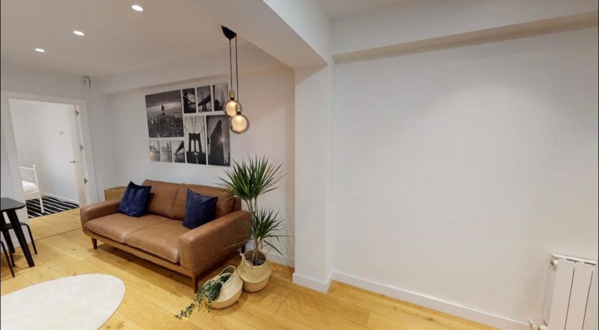 Apartmán Edsam Brown Madrid Exteriér fotografie