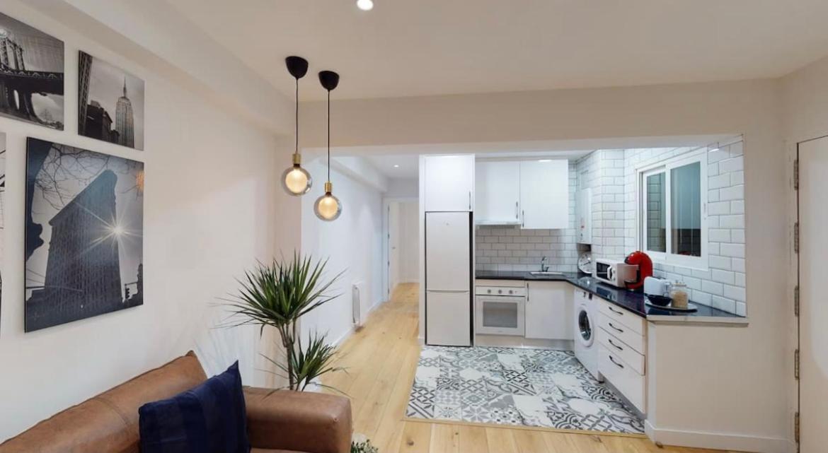 Apartmán Edsam Brown Madrid Exteriér fotografie