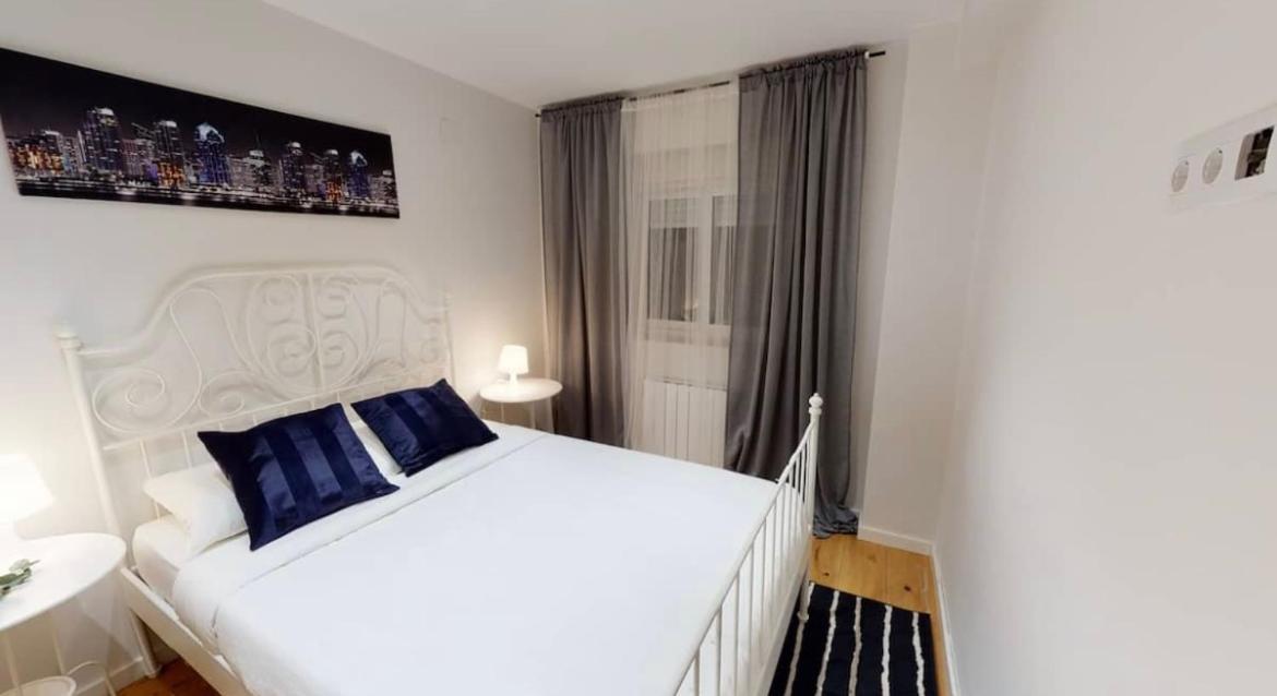 Apartmán Edsam Brown Madrid Exteriér fotografie