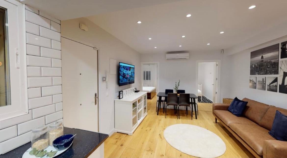Apartmán Edsam Brown Madrid Exteriér fotografie