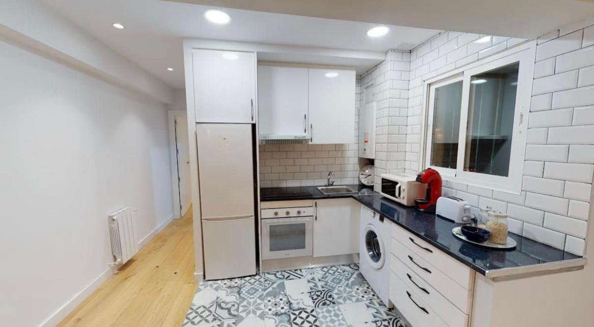 Apartmán Edsam Brown Madrid Exteriér fotografie