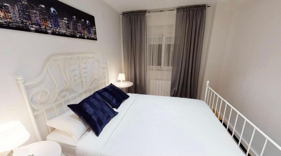 Apartmán Edsam Brown Madrid Exteriér fotografie