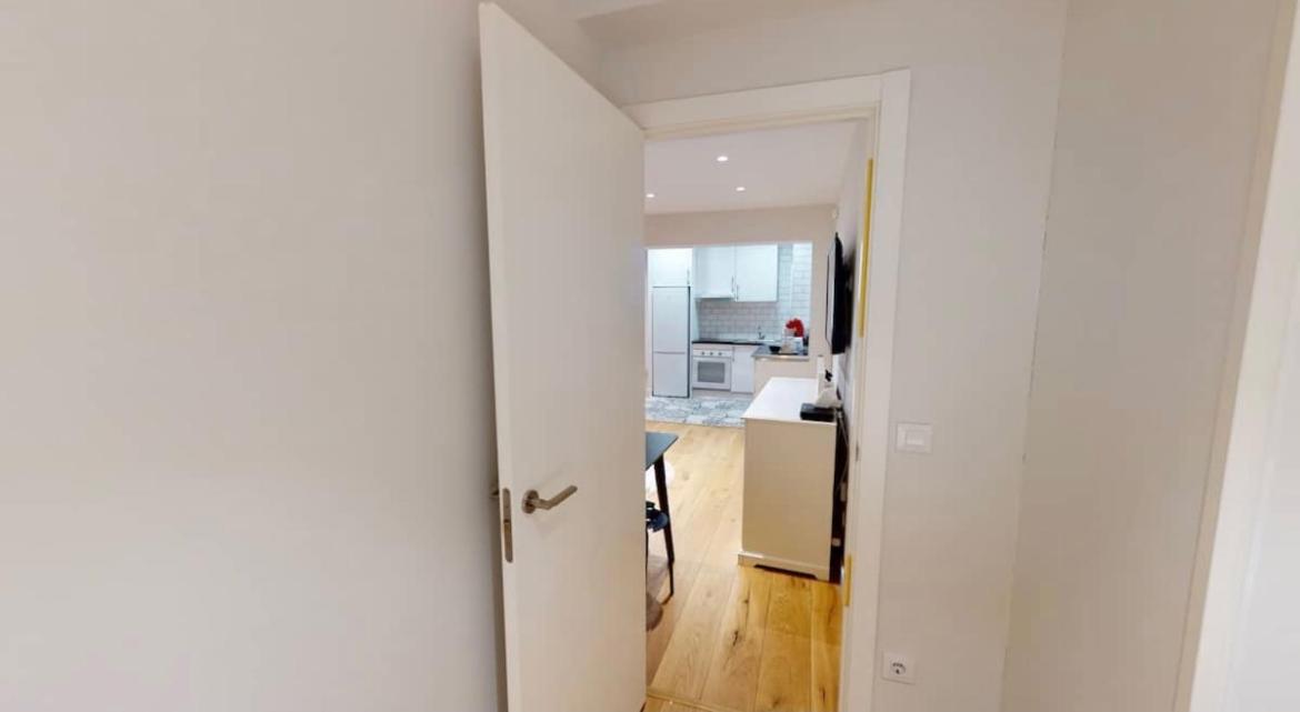 Apartmán Edsam Brown Madrid Exteriér fotografie